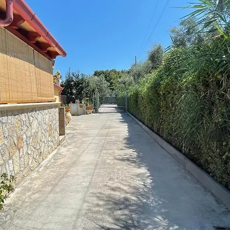 Holiday home Monolocale Con Tetto In Legno Vieste